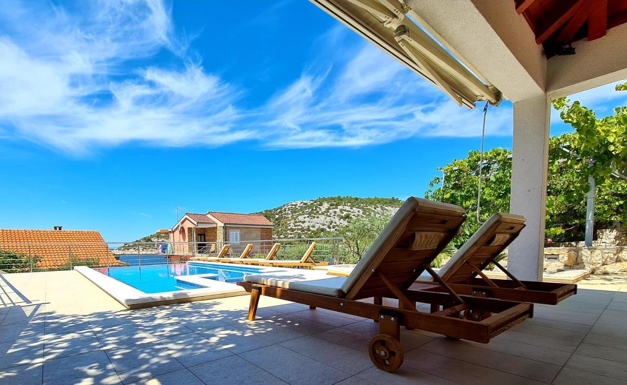 Villa Sucic Razanj โรกอซนิซา ภายนอก รูปภาพ