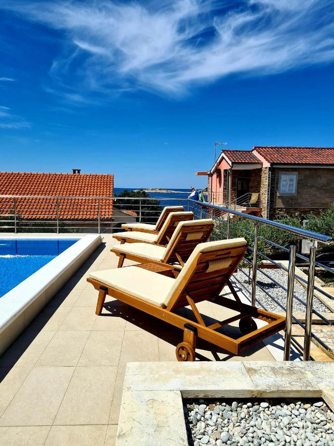 Villa Sucic Razanj โรกอซนิซา ภายนอก รูปภาพ