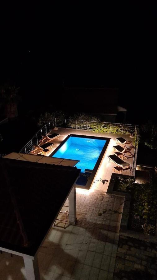 Villa Sucic Razanj โรกอซนิซา ภายนอก รูปภาพ