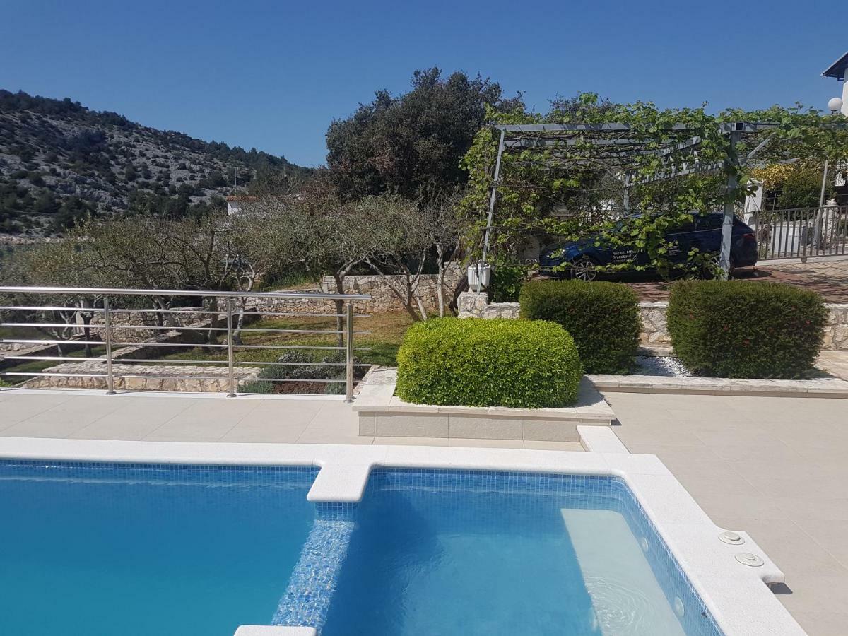 Villa Sucic Razanj โรกอซนิซา ภายนอก รูปภาพ