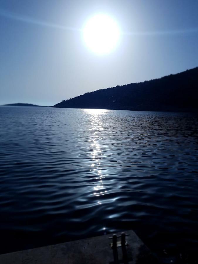 Villa Sucic Razanj โรกอซนิซา ภายนอก รูปภาพ